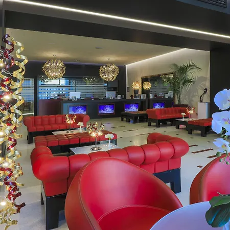 Glamour Hotel 4*