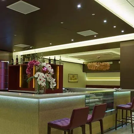 Glamour Отель 4*