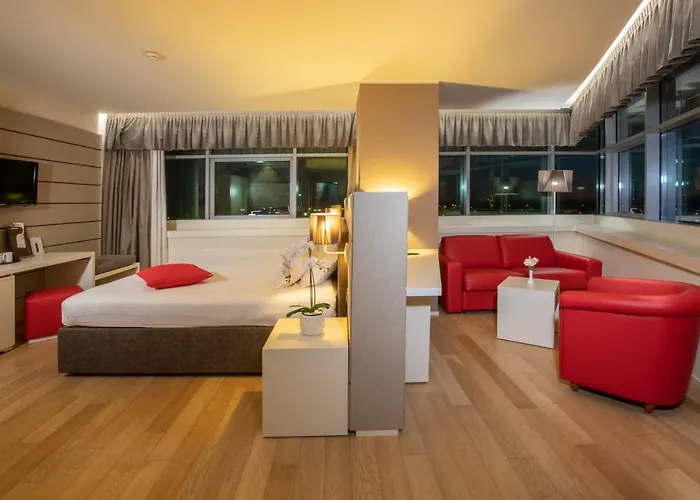 Hotel Glamour 4*