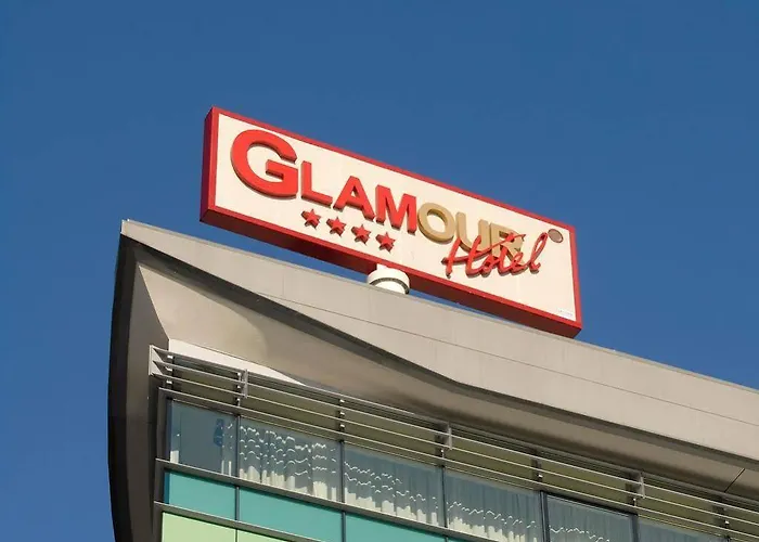 Glamour 4*